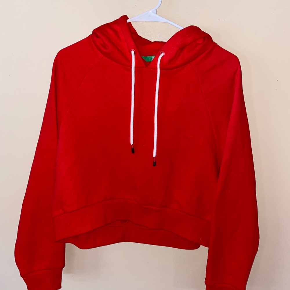 Cropped red hoodie